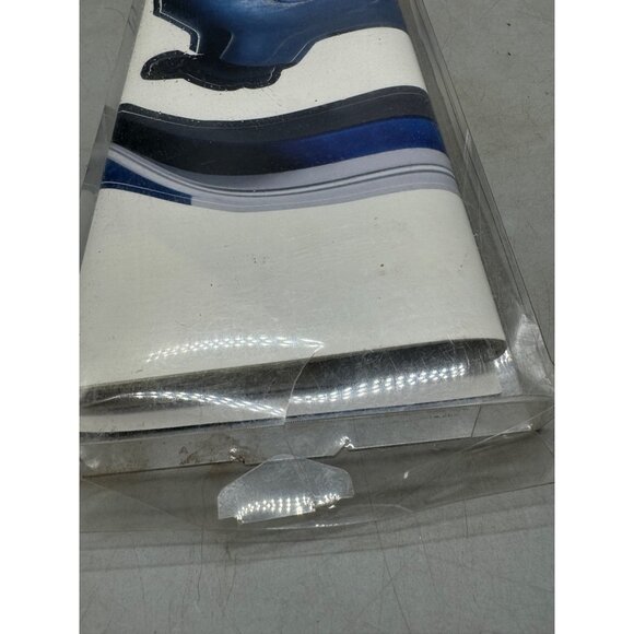 the minions invasion10 wall decals peel & stick yellow 25.75x33.25" READ NEW - Picture 4 of 8